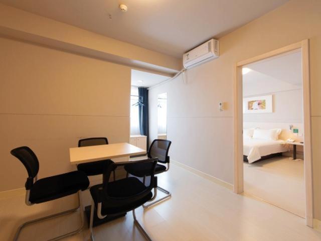 Jinjiang Inn Xianning Yinquan Avenue Hot Spring Hotel מראה חיצוני תמונה