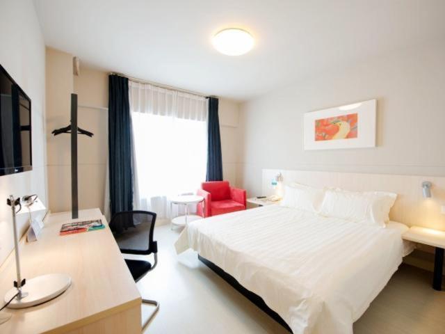 Jinjiang Inn Xianning Yinquan Avenue Hot Spring Hotel מראה חיצוני תמונה