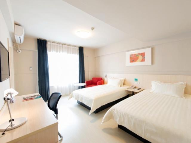 Jinjiang Inn Xianning Yinquan Avenue Hot Spring Hotel מראה חיצוני תמונה