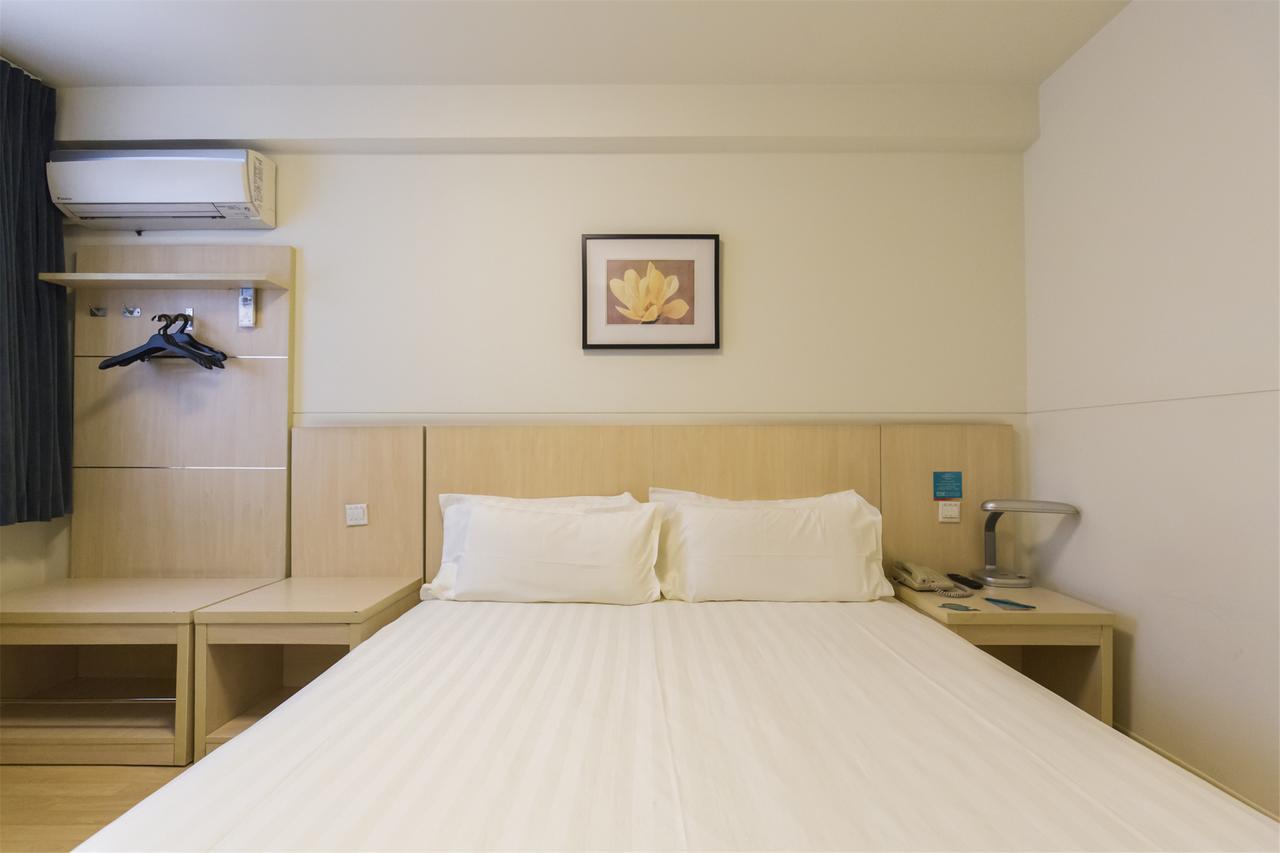 Jinjiang Inn Xianning Yinquan Avenue Hot Spring Hotel מראה חיצוני תמונה
