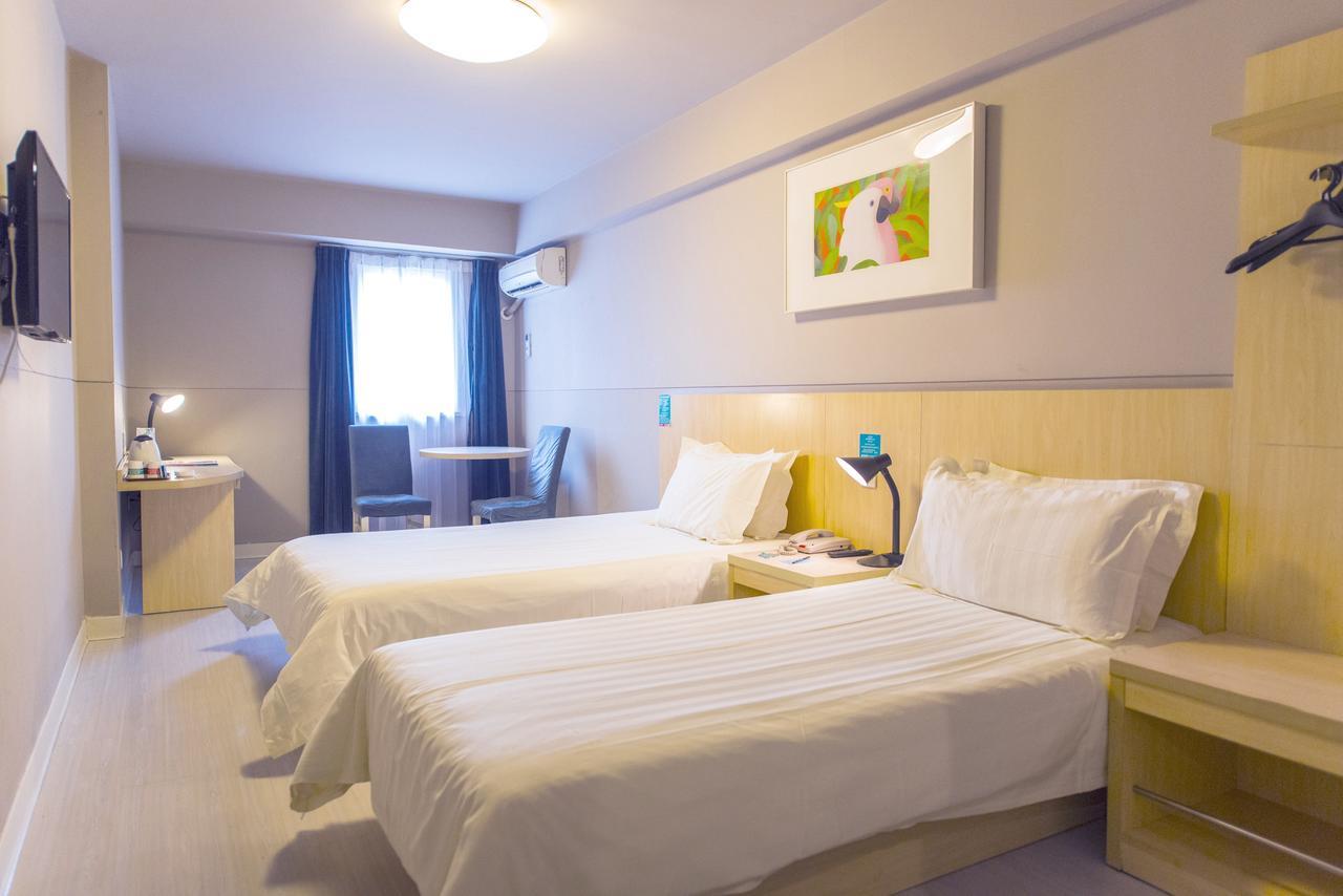 Jinjiang Inn Xianning Yinquan Avenue Hot Spring Hotel מראה חיצוני תמונה